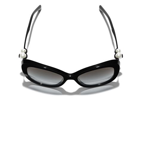 CHANEL 5339H Square Acetate & imitation pearls Sunglasses.